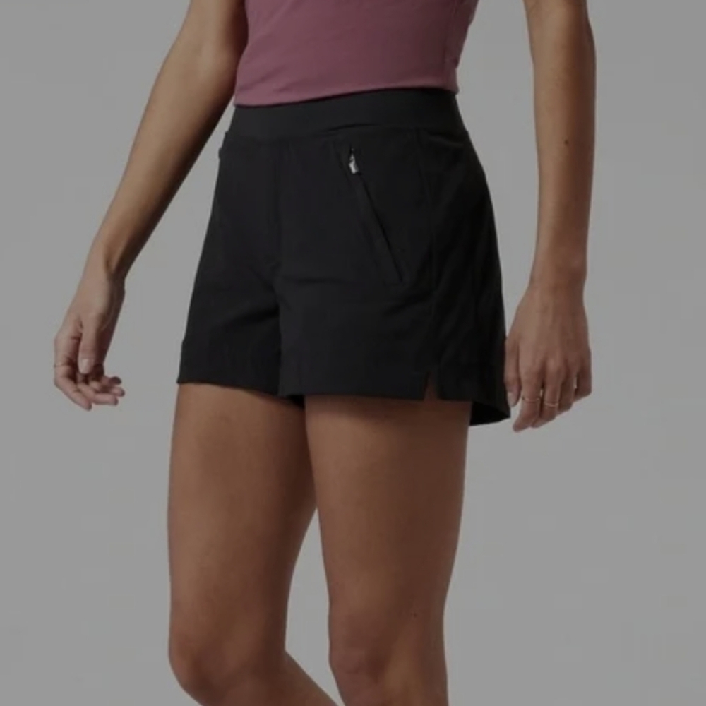 Athleta Black Athletic Shorts with Zipper Pocket
